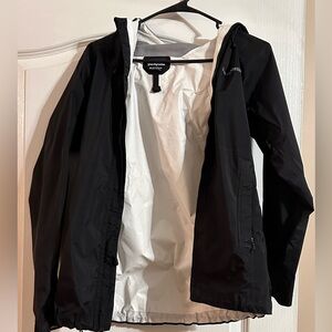 Patagonia black and white rain Jacket
